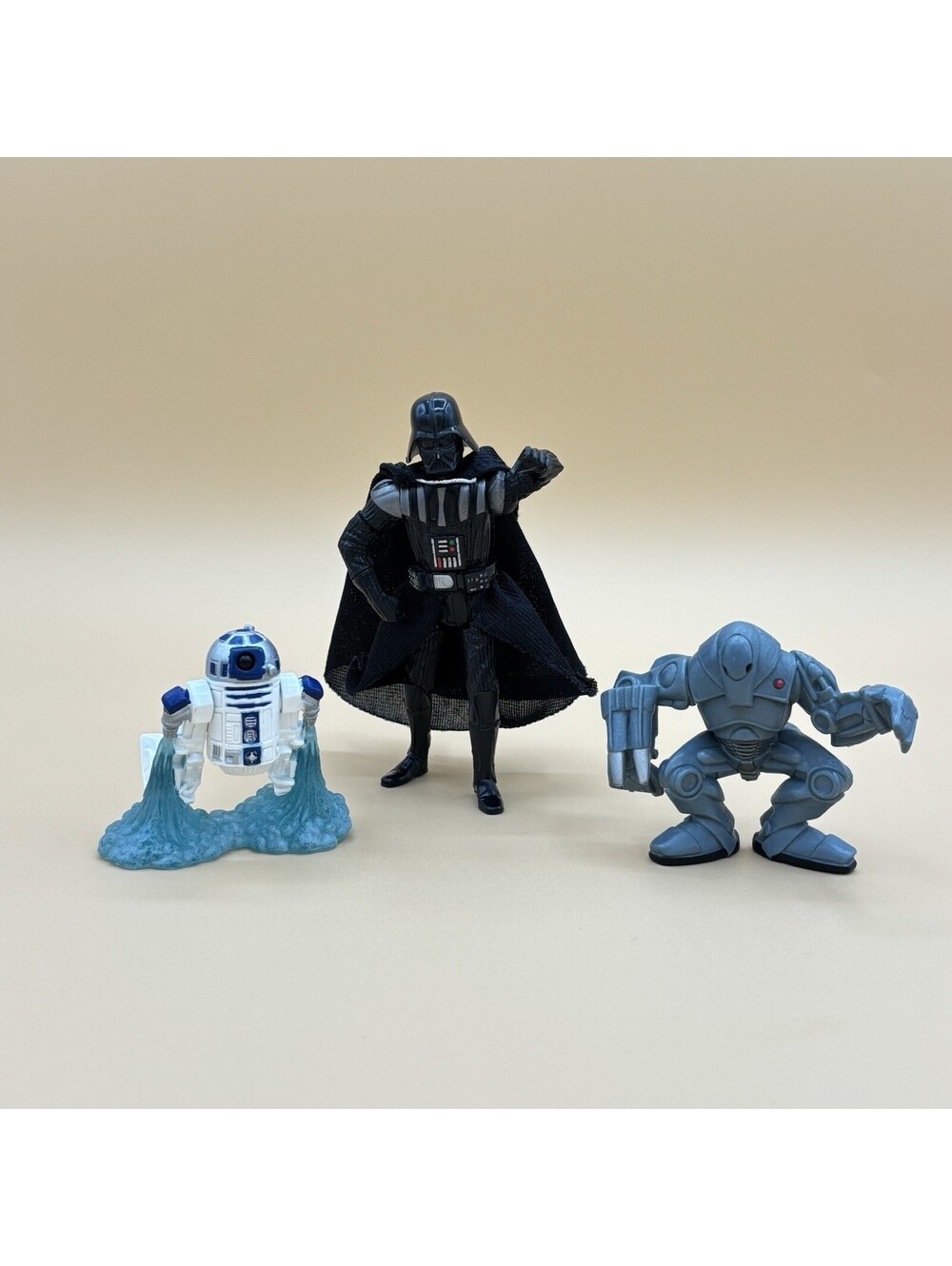 Star Wars Hasbro Figure Lot 2004 R2-D2 Super Battle Droid Darth Vader 3 Figures
